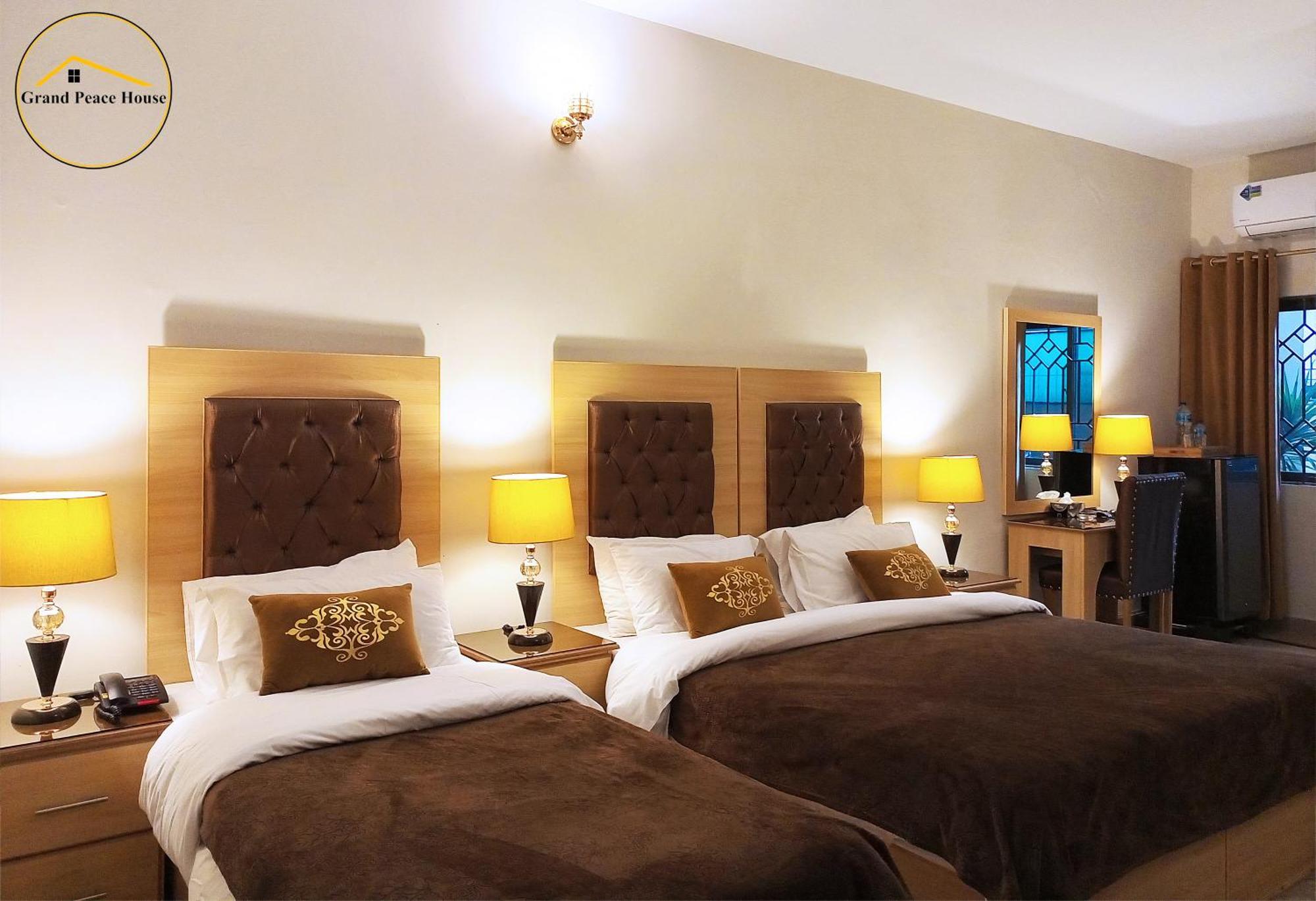 Grand Peace House I Bed and Breakfast Ισλαμαμπάντ Εξωτερικό φωτογραφία