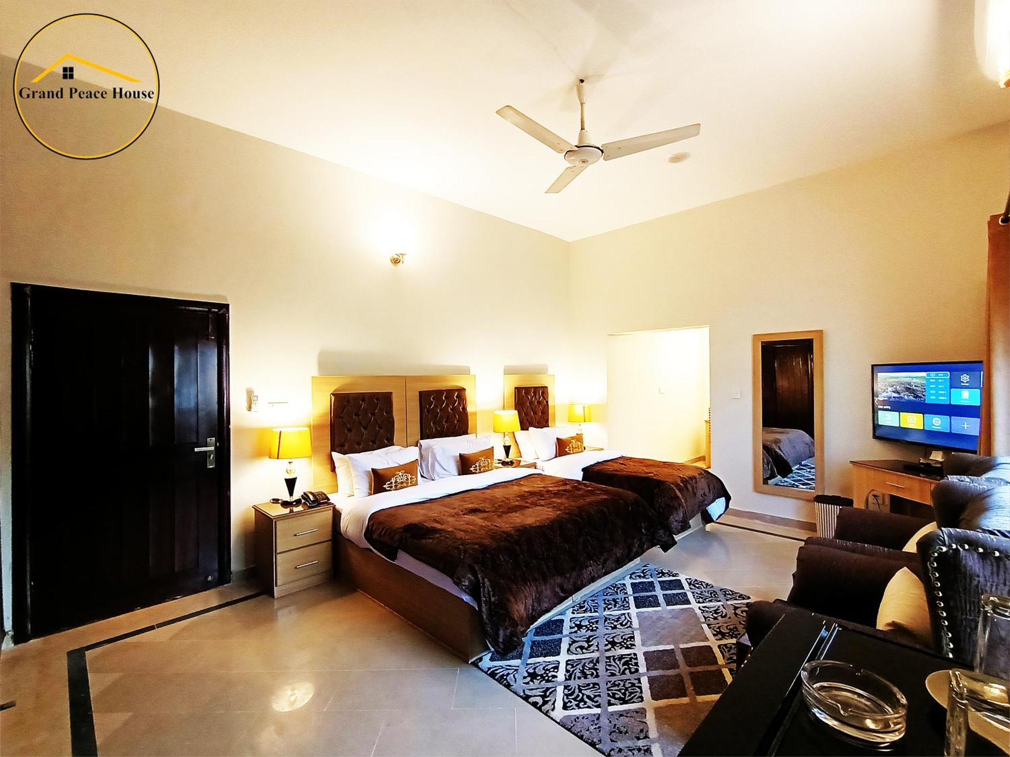 Grand Peace House I Bed and Breakfast Ισλαμαμπάντ Εξωτερικό φωτογραφία