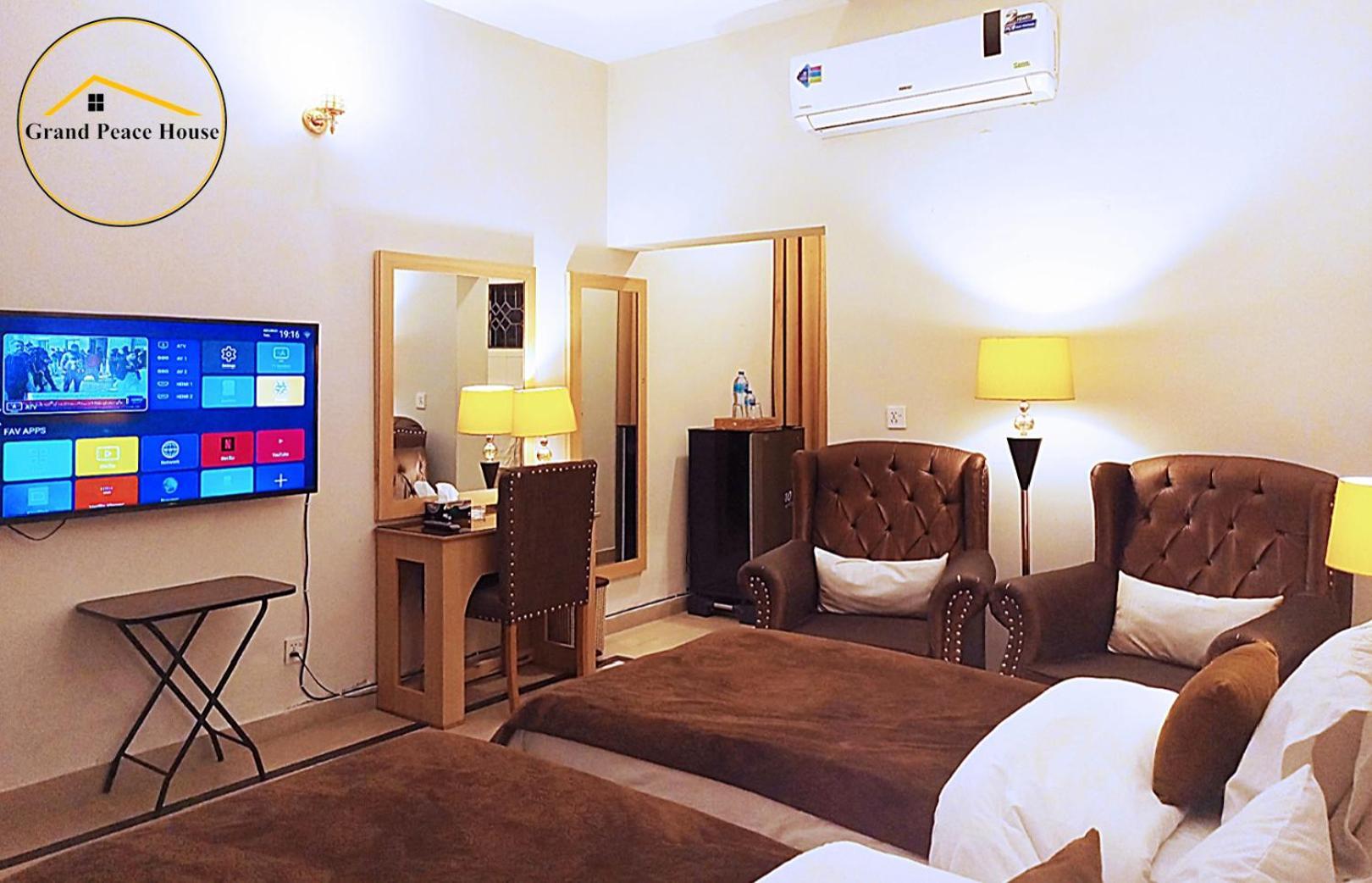 Grand Peace House I Bed and Breakfast Ισλαμαμπάντ Εξωτερικό φωτογραφία