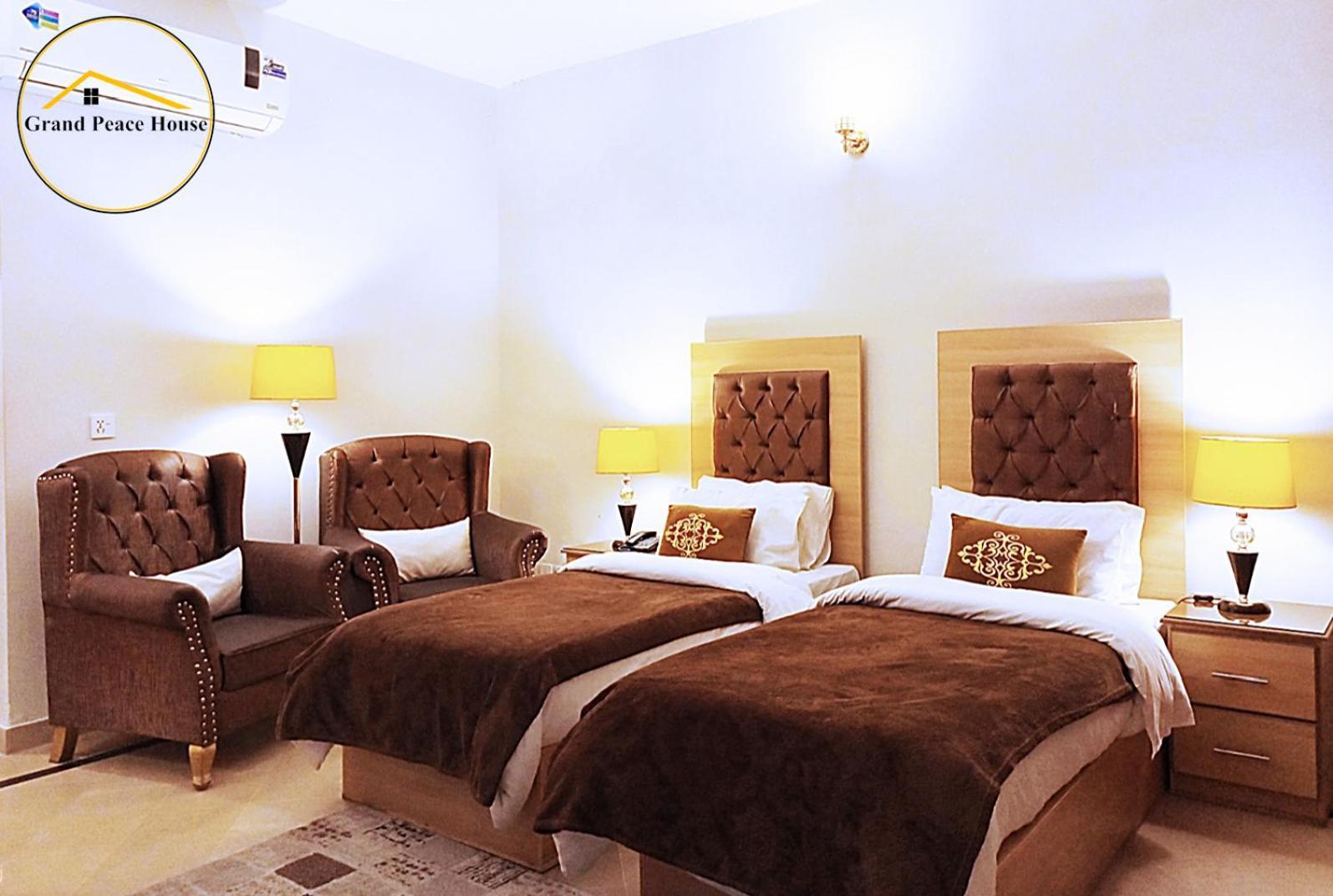 Grand Peace House I Bed and Breakfast Ισλαμαμπάντ Εξωτερικό φωτογραφία